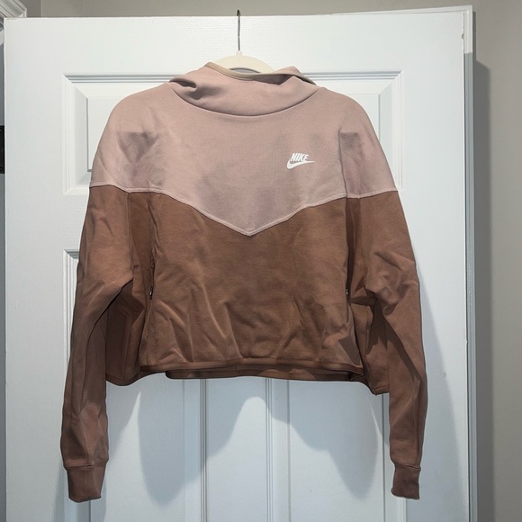 Nike Jackets & Blazers - Nike tan and Brown Colorblock Sweatshirt
